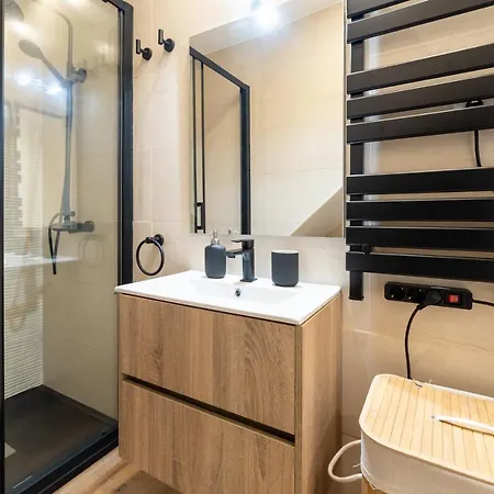 Apartamento T2 Casa Da Alegria *